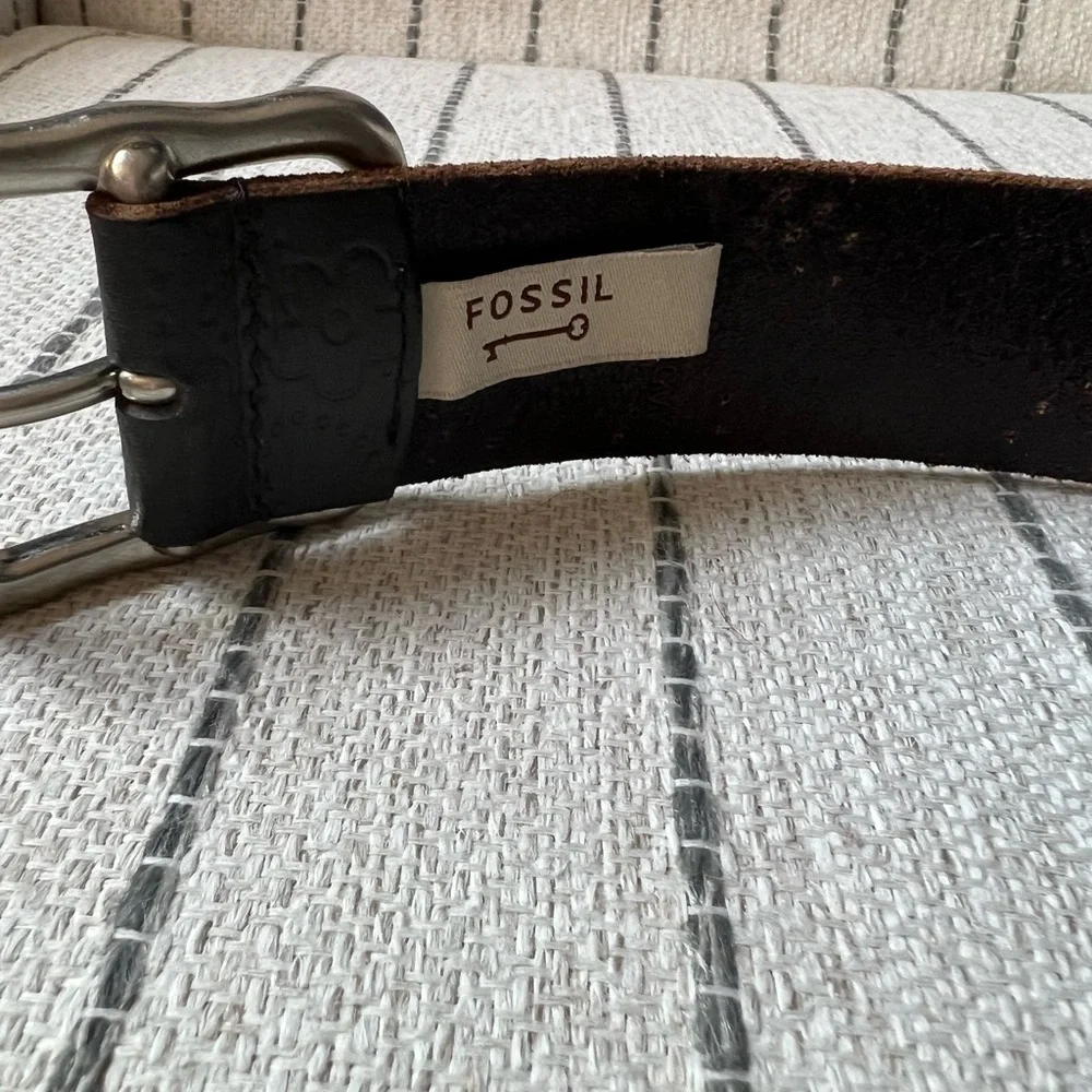 Fossil Women's Brown Genuine Leather Floral Embossed Belt With Silver Buckle
